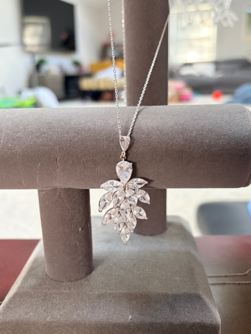 Elegant Silver-Tone Clear Crystal Leaf Pendant Necklace w/ back attachment